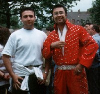 Michael Jackson Fan lernt Elvis kennen